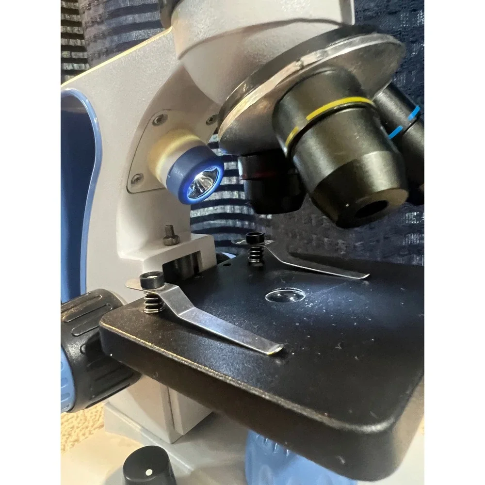 AmScope Kids Student Compound Microscope LED Light‎ 4X 10X 40X portable